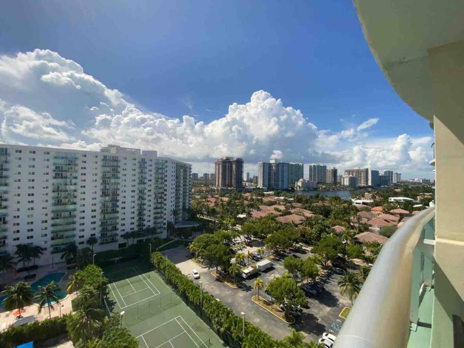 Miami Beach Collins Ave Apartments Free Parking Sunny Isles Beach Exteriér fotografie